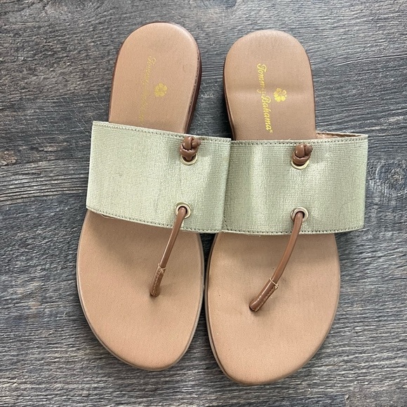 Tommy Bahama Gold Blanchey Sandal 9 - Picture 1 of 5